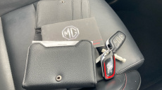 MG Hs 1.5 T-GDI Excite 5dr DCT Petrol Hatchback